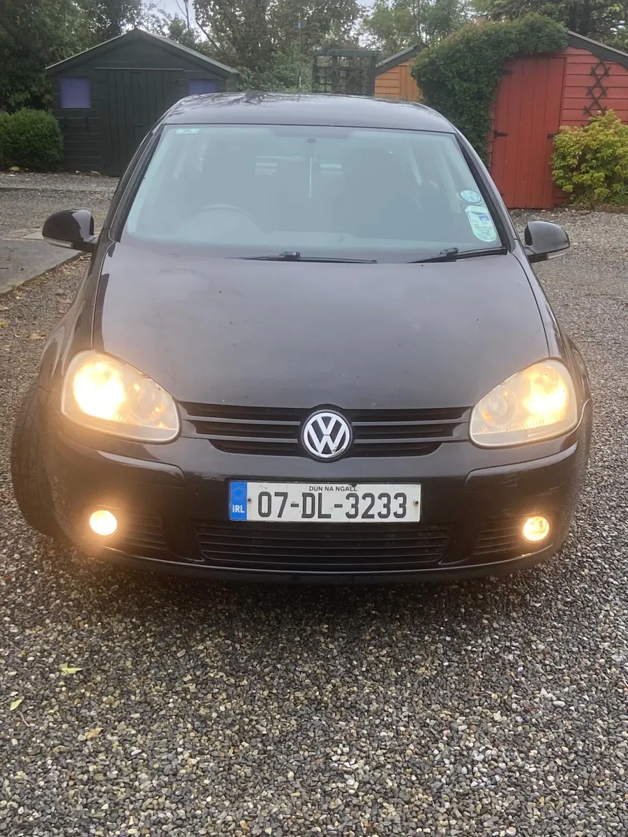 Golf car - Image 1