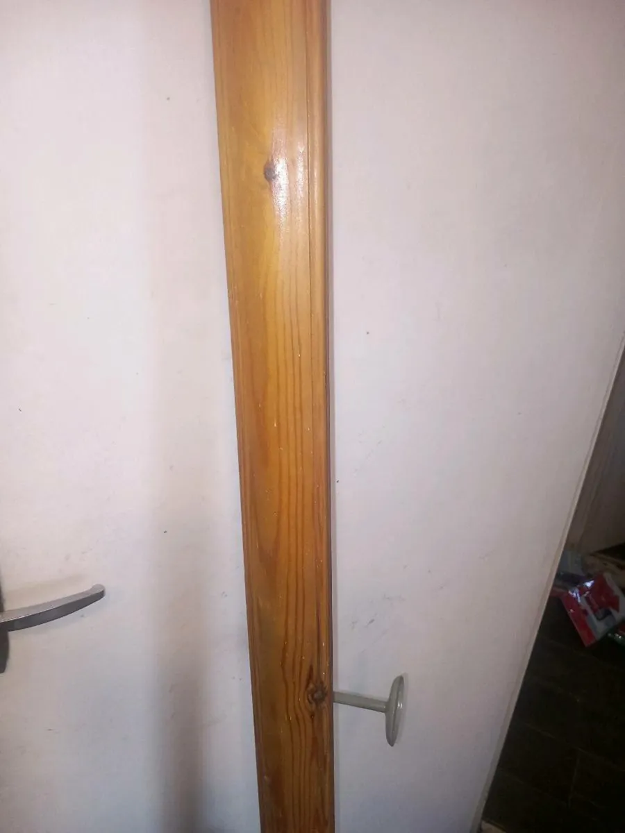 Staircase handrail - Image 4
