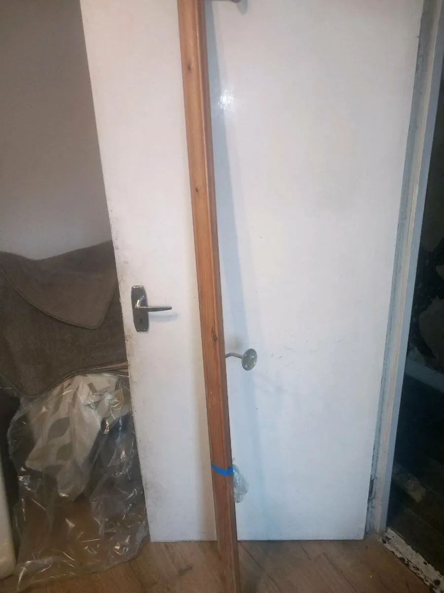 Staircase handrail - Image 1