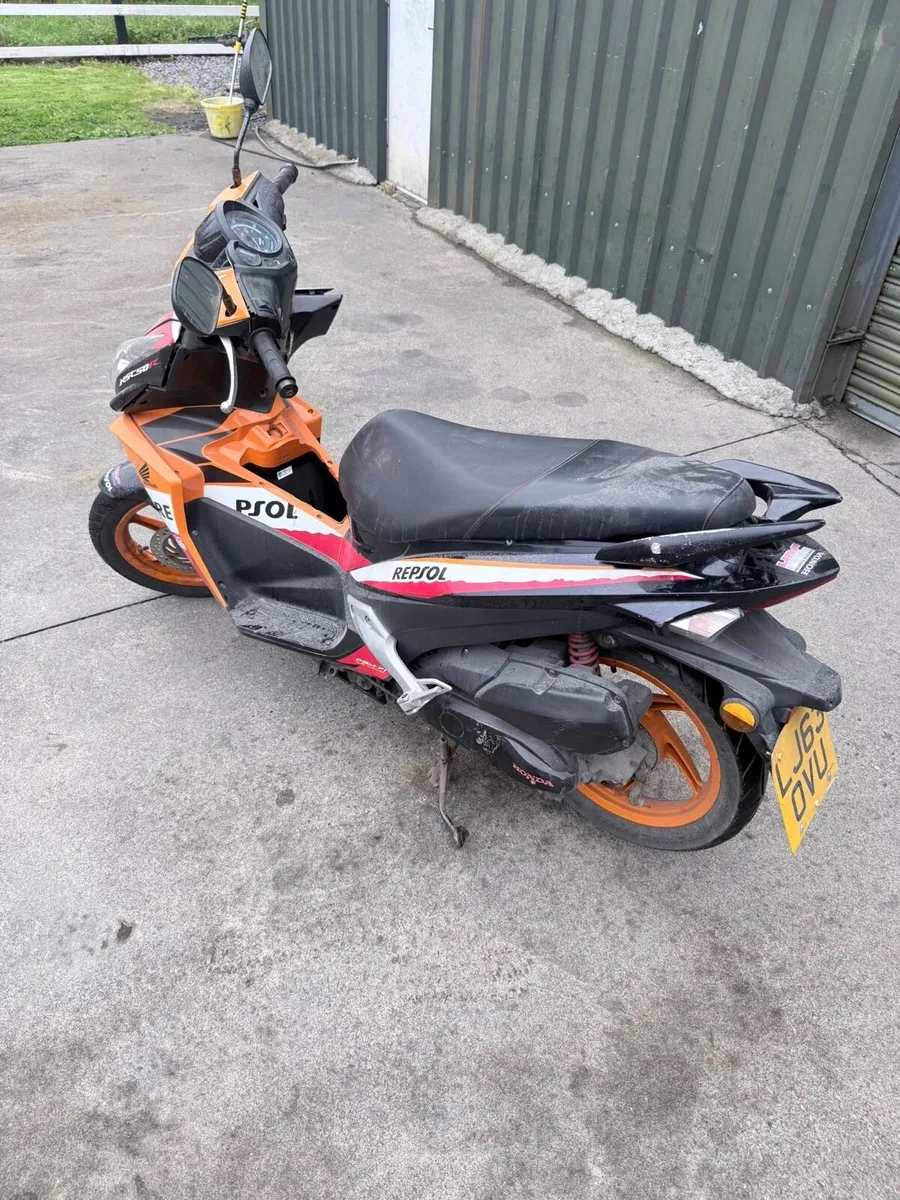Honda NSC50R Scooter - Image 2