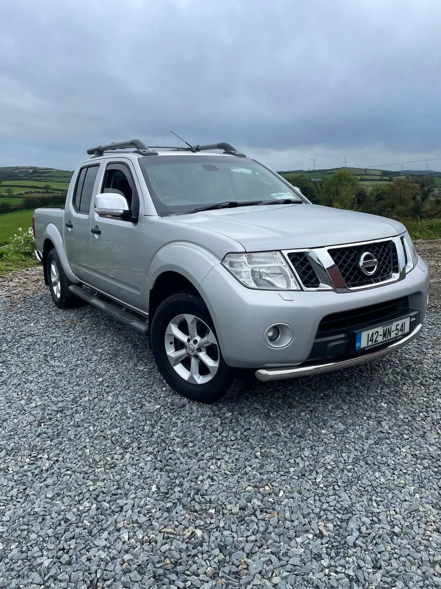 2014 Nissan Navara 2.5 Tekna No VAT - Image 1