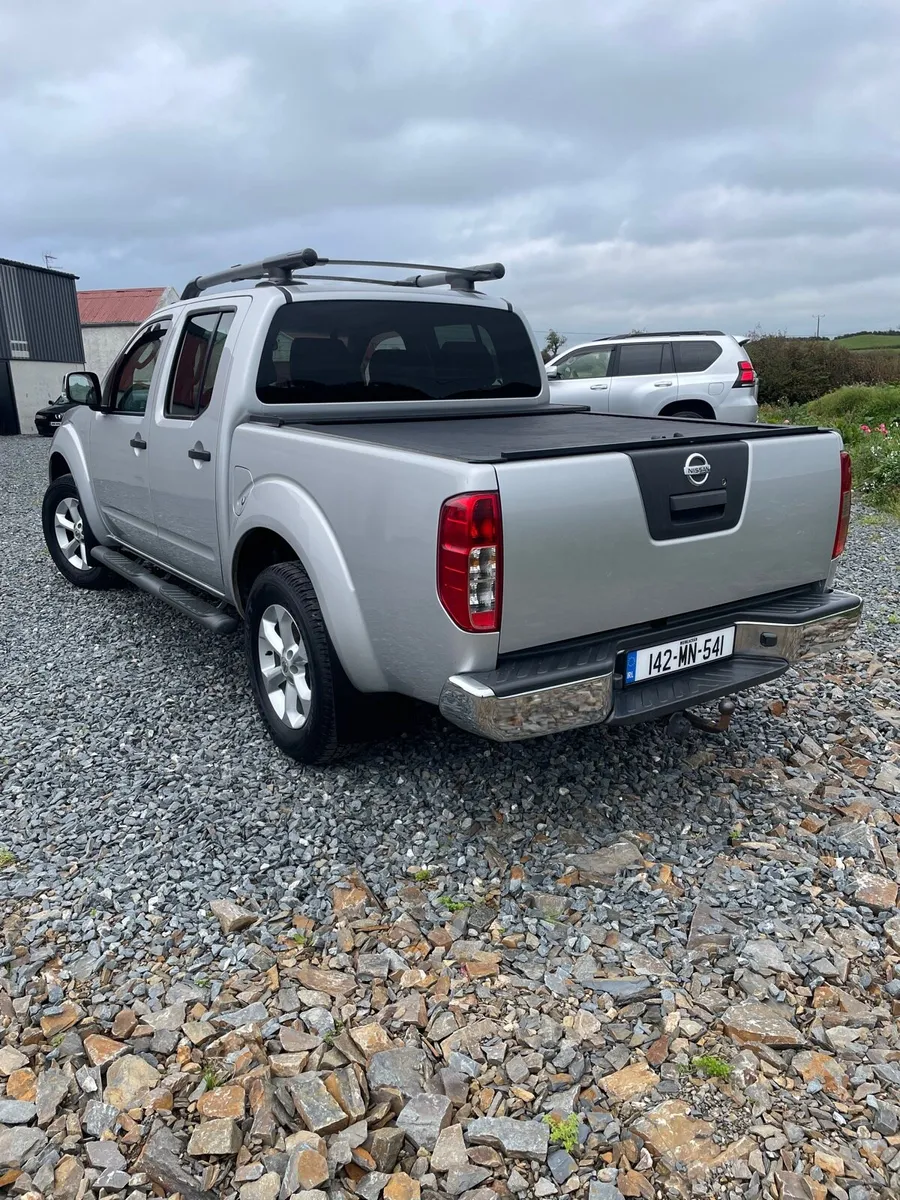 2014 Nissan Navara 2.5 Tekna No VAT - Image 2