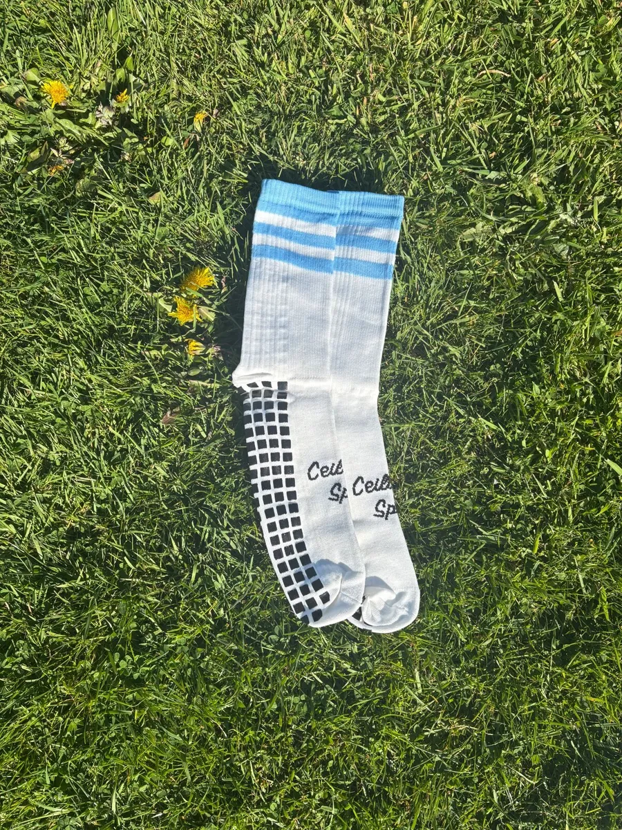 GAA Grips socks and Football gloves - Image 4