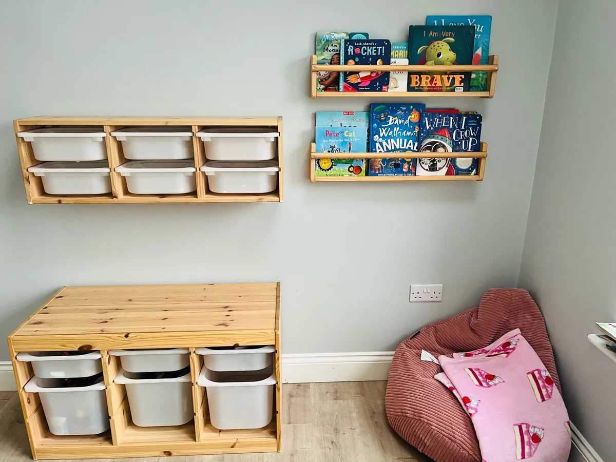 Kids playroom furniture - Image 1