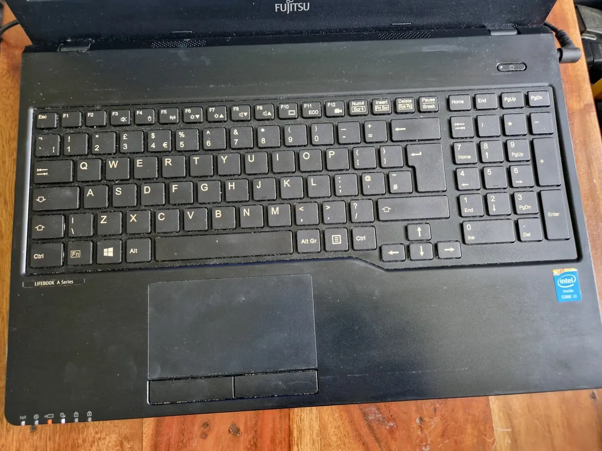Fujitsu Lifebook, Core i3 2GHz, 4GB RAM, 500GB HDD - Image 2