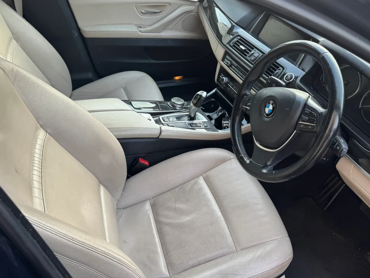 15 bmw 520 - Image 4