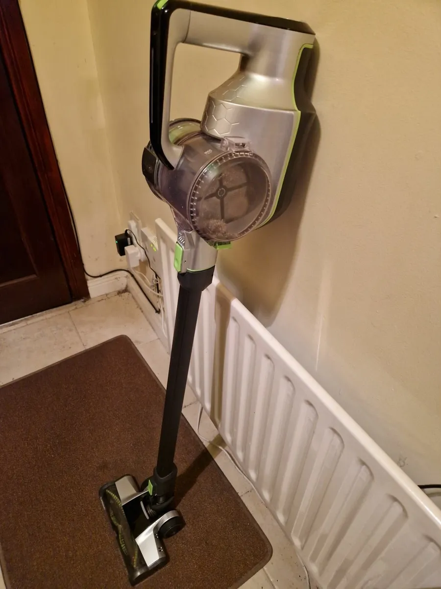 Vax Blade Cordless TBT3V1H1 Vacuum Cleaner - Image 1
