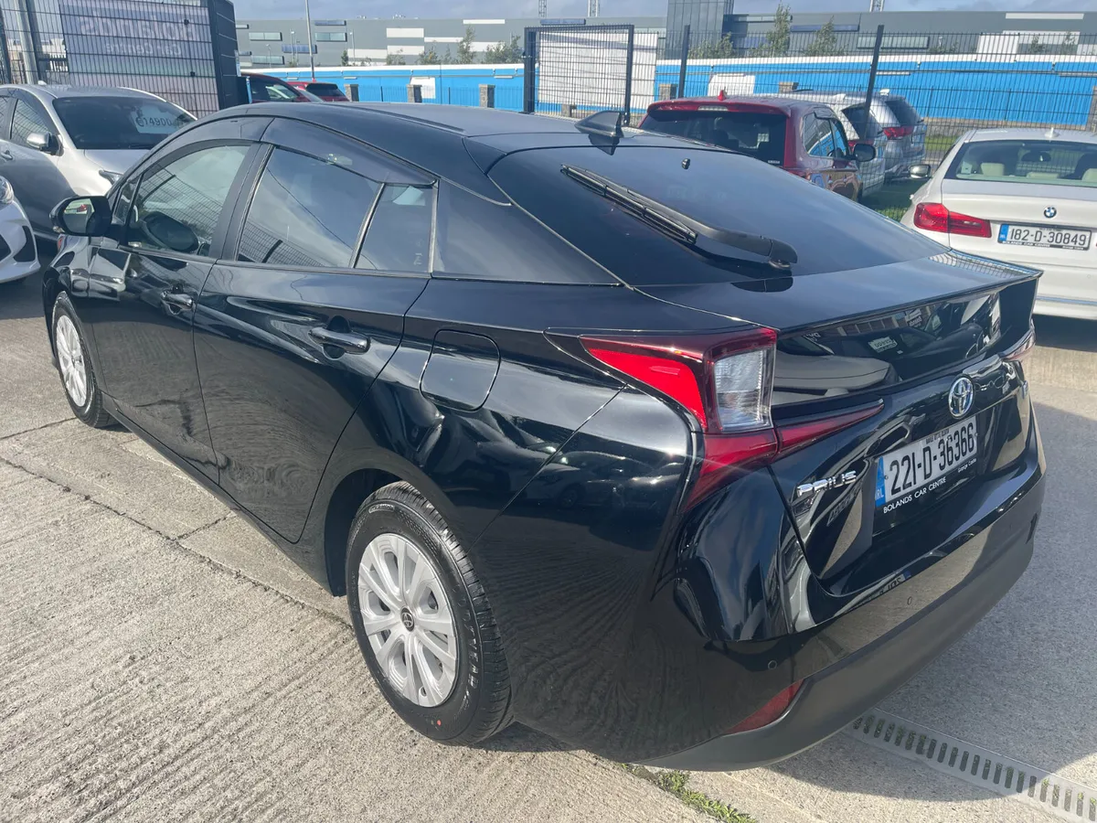 2022 Toyota Prius Hybrid 1.8 Automatic 5dr Model - Image 4