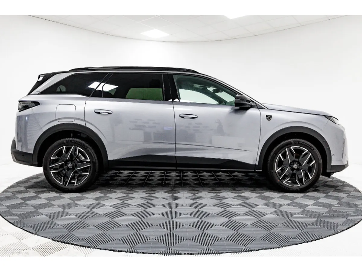 Peugeot 5008 GT Hybrid Auto 145HP - 7 Seats - Image 1