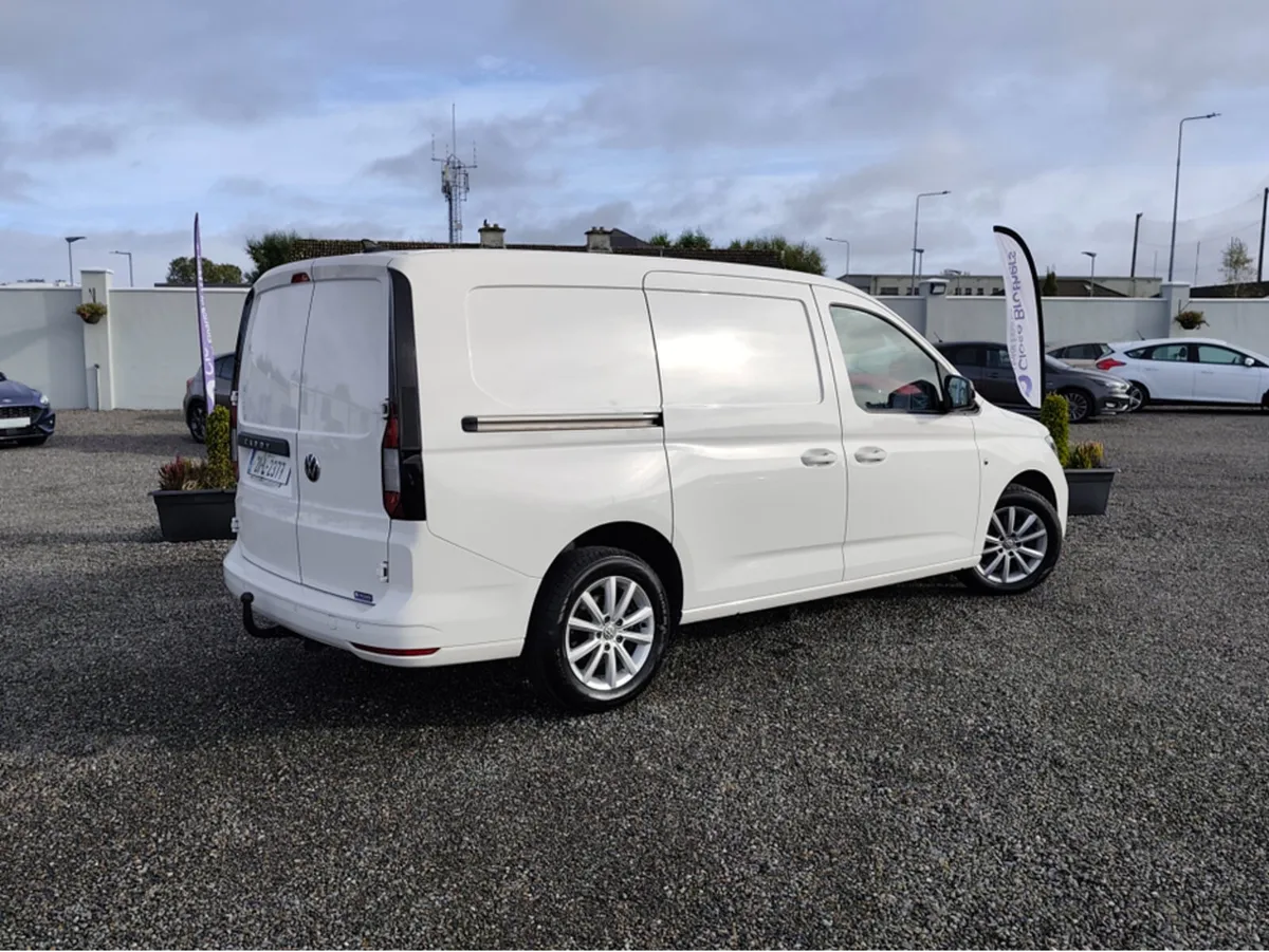 Volkswagen Caddy CARGO+ BUS TDI 102 102HP MANUAL 6 - Image 2