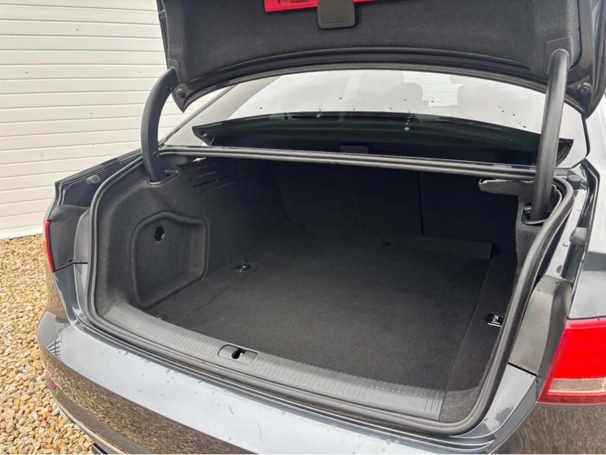 Audi A4 2.0 TDI SE ULTRA 148BHP 4DR 150PS - Image 4