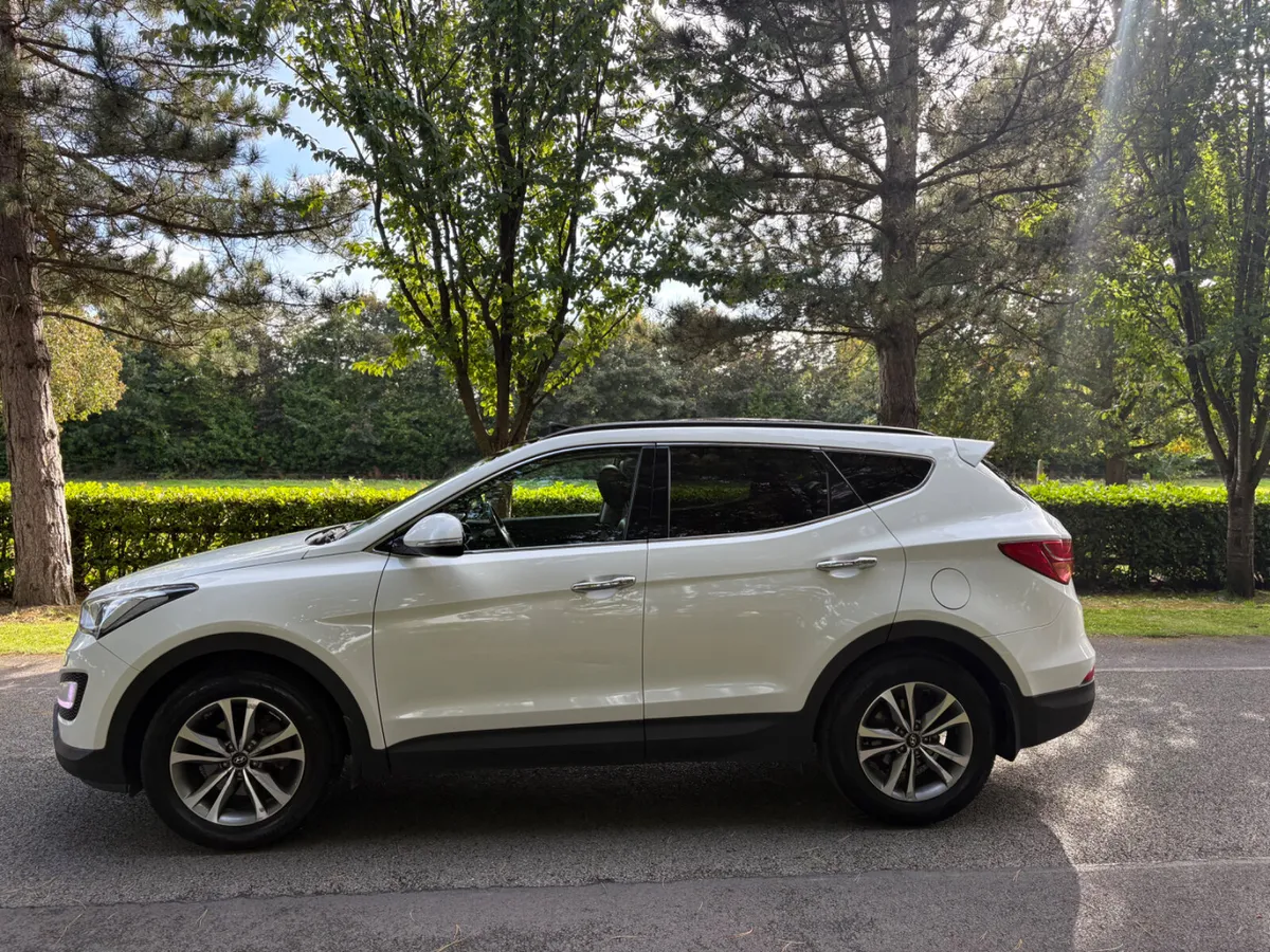 Hyundai Santa Fe 2015 - Image 4