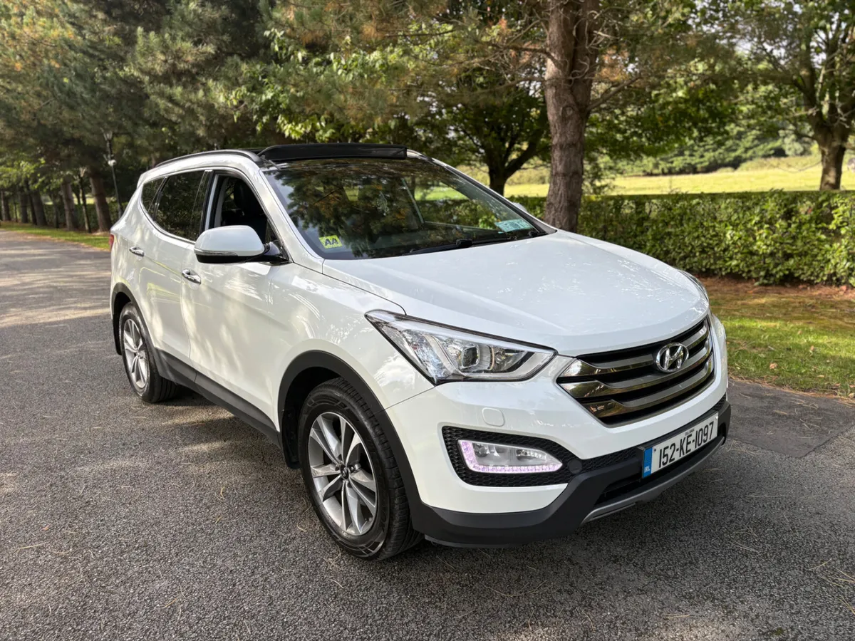 Hyundai Santa Fe 2015 - Image 1