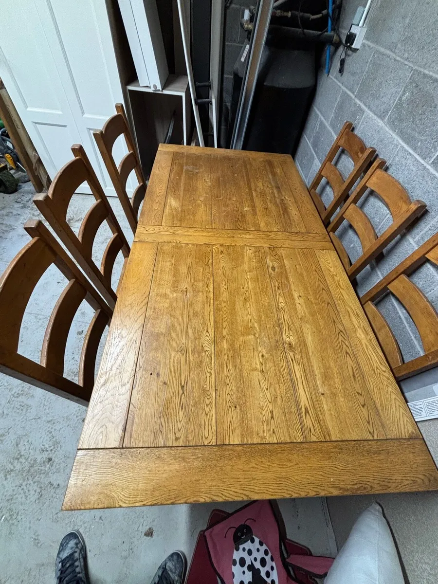 Kitchen table and chairs - Image 2