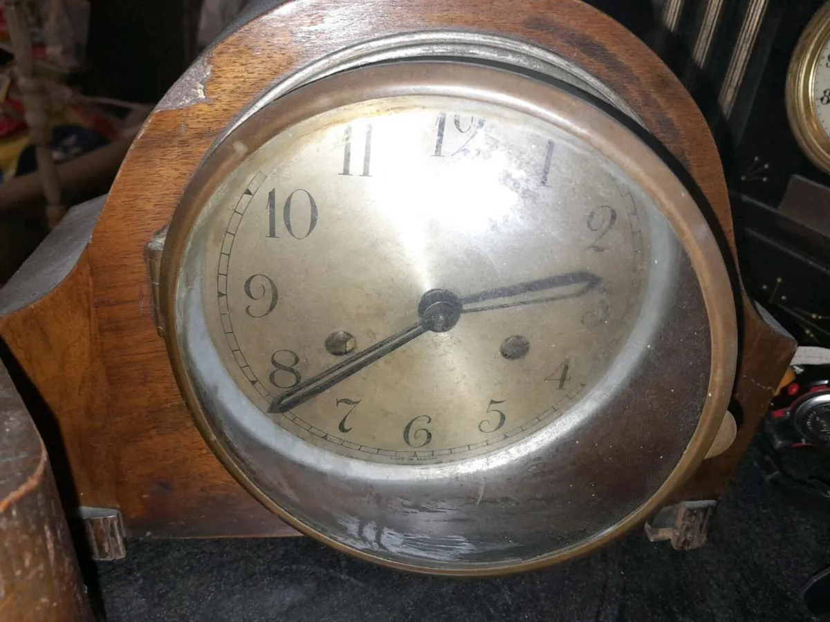 Antique mantel clocks bundle - Image 3