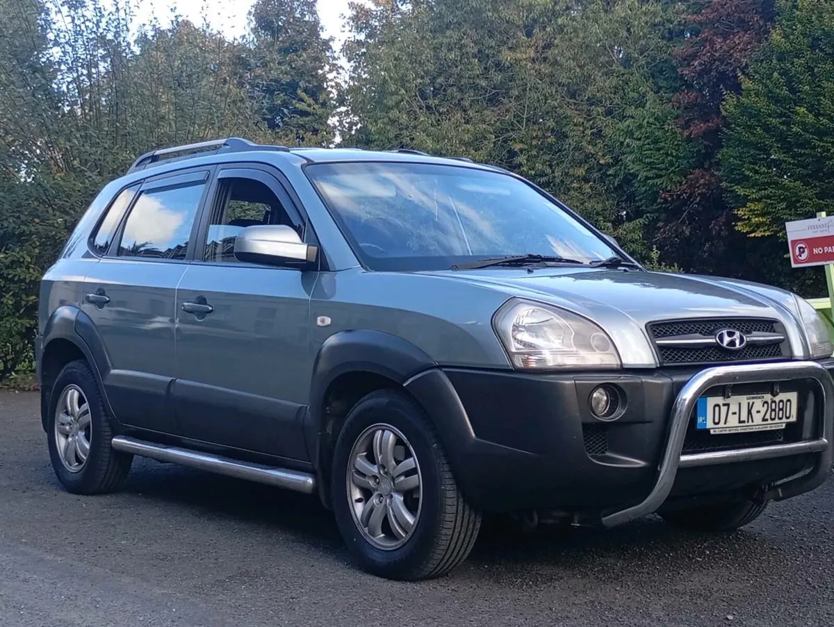 Hyundai Tucson 2.0 CRDI tax+NCT mint jeep - Image 1
