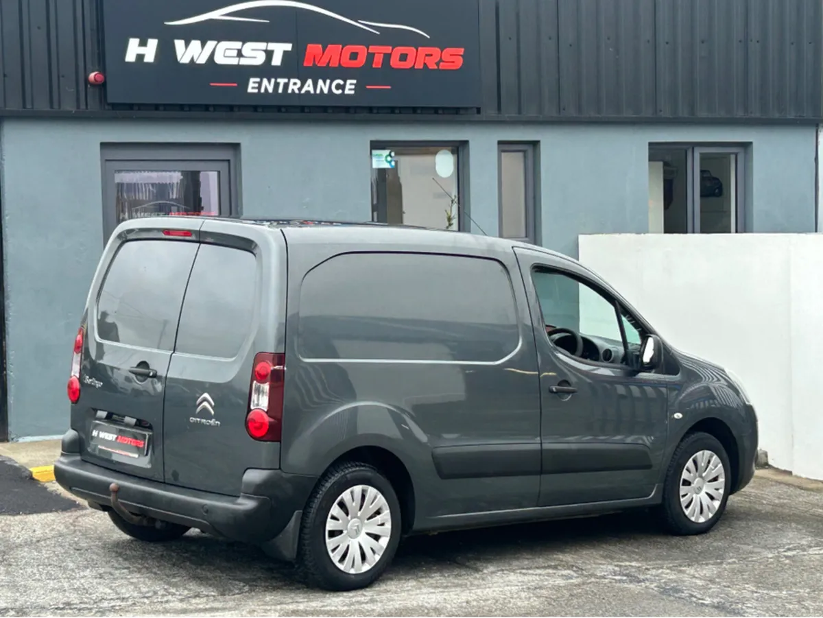 Citroen Berlingo NEW HDI 75 625KG LX SWB 3S 3DR - Image 3