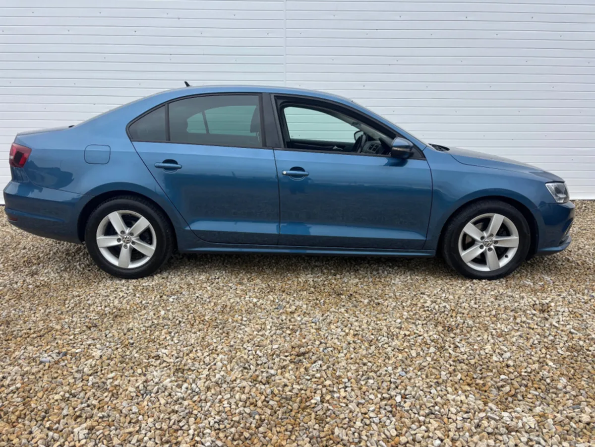 Volkswagen Jetta CL 2.0 TDI MANUAL 5SPEED 110BHP 4 - Image 4