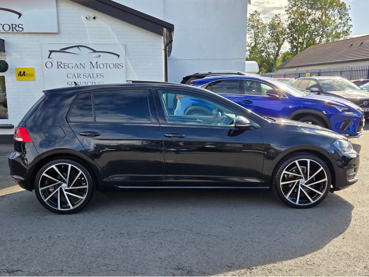 Volkswagen Golf 1.6 TDI GT EDITION 110 BHP - Image 2
