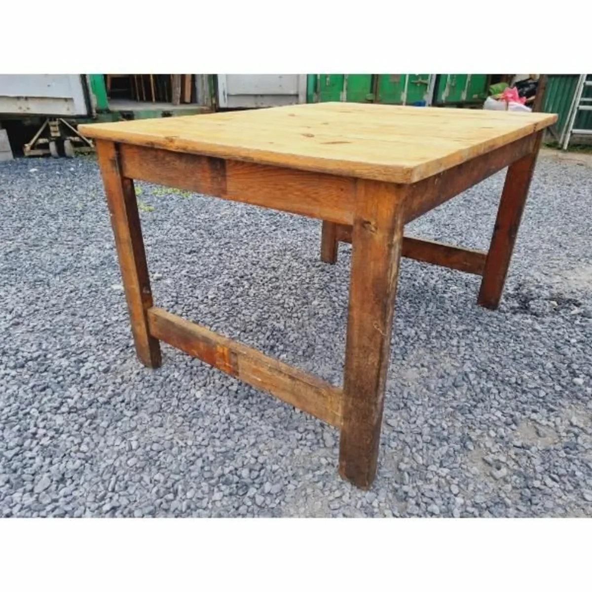 Pine Table KAS825 - Image 3