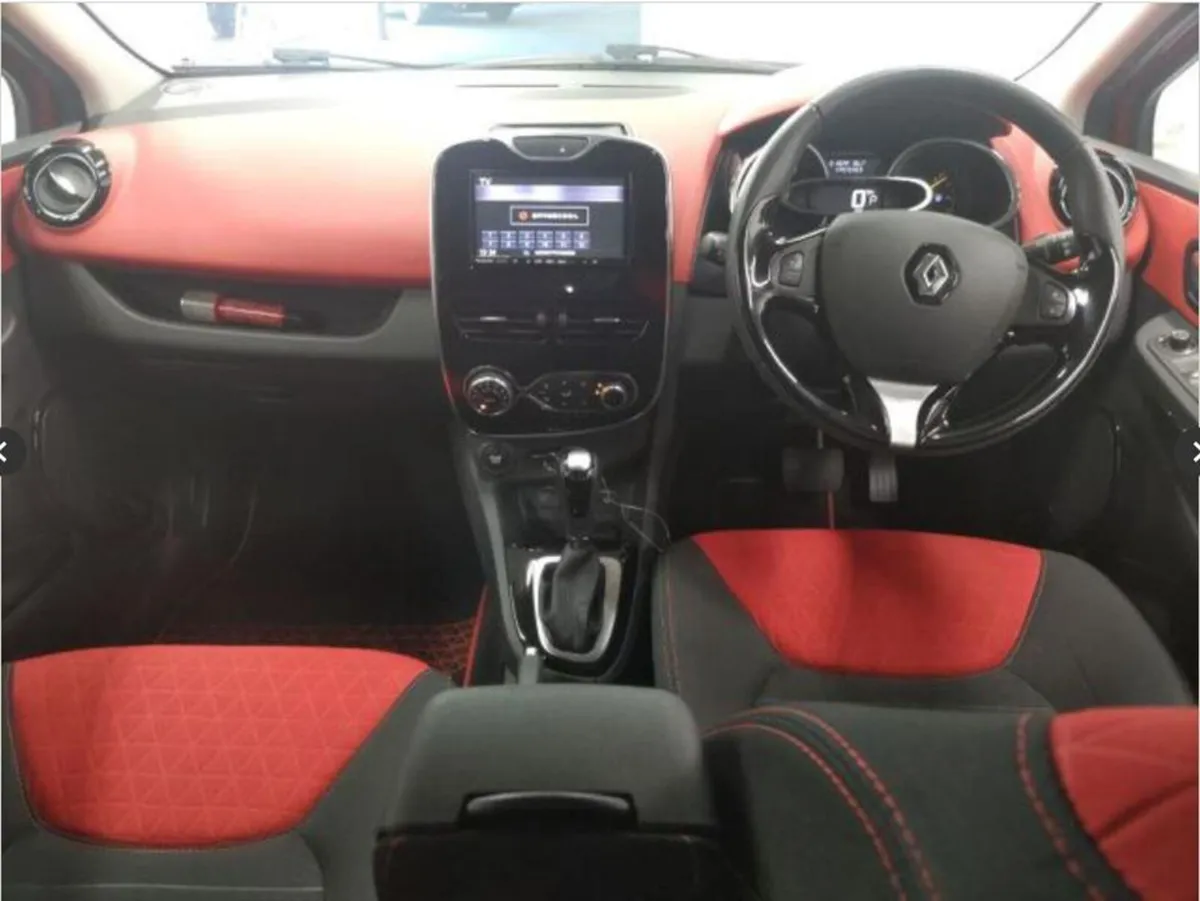 Renault Clio 1.2 Clio bright Red with matching int - Image 3