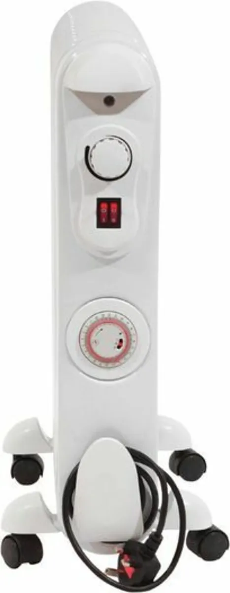 2.5 kW 11 Fin Oil Filled Radiator with 24 H Timer - Image 2