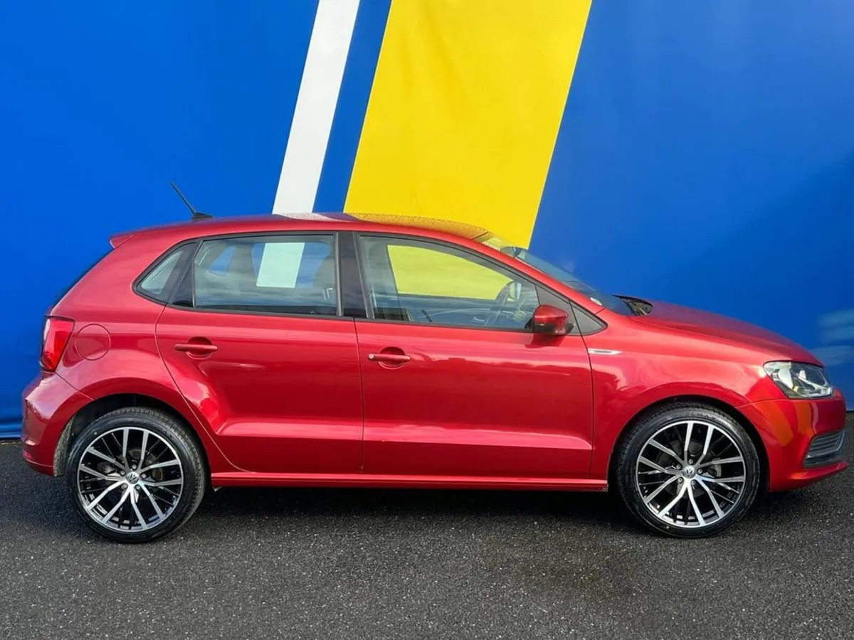 Volkswagen Polo R-LINE PACK 1.2 TSI // TRENDLINE / - Image 2