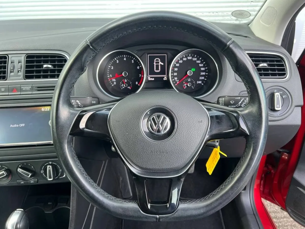 Volkswagen Polo R-LINE PACK 1.2 TSI // TRENDLINE / - Image 4