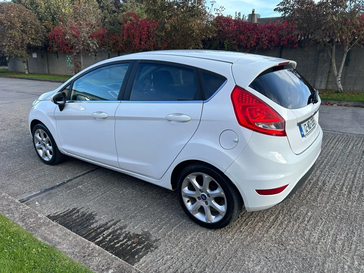 Ford fiesta (tax and test) - Image 4