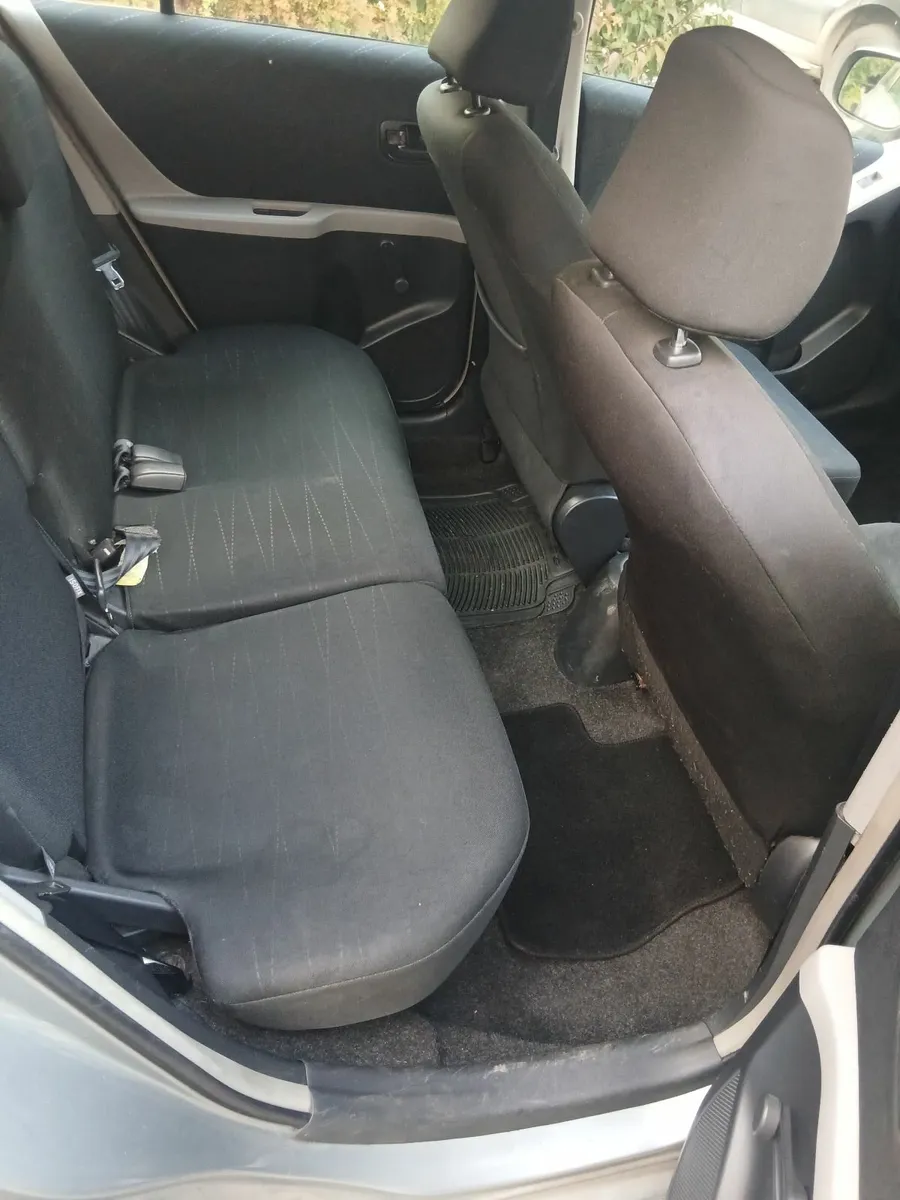 Toyota Yaris 2007 - Image 3