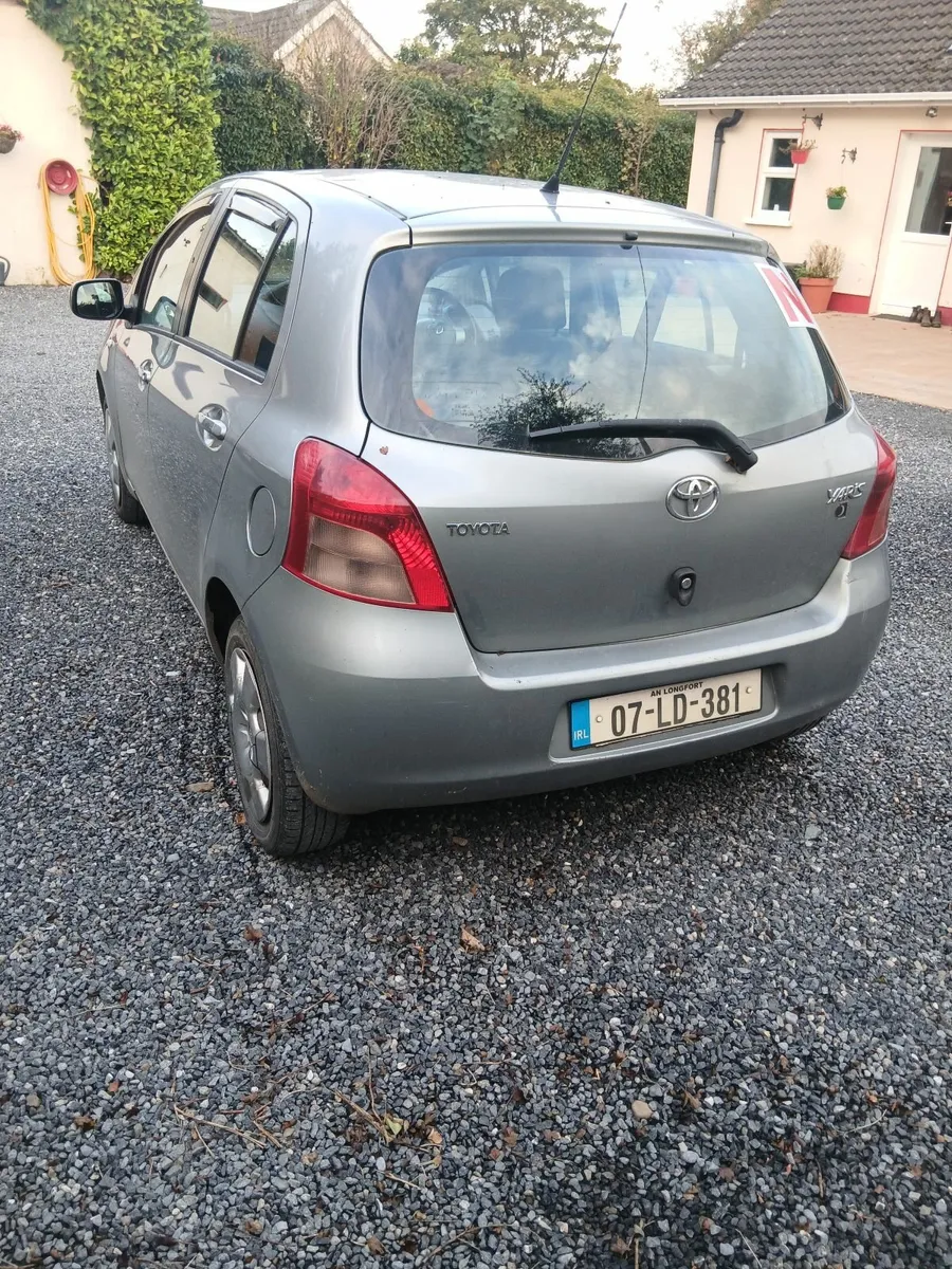 Toyota Yaris 2007 - Image 4