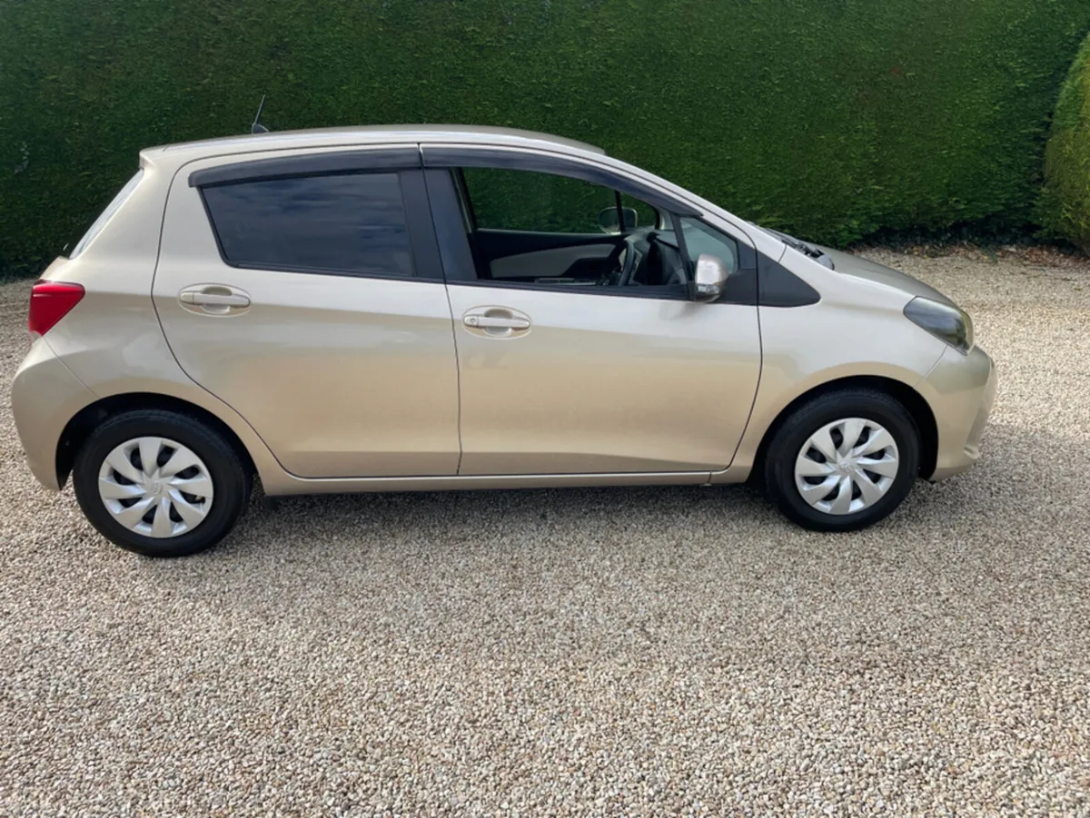 Toyota Vitz NSP130 5DR AUTO - Image 2