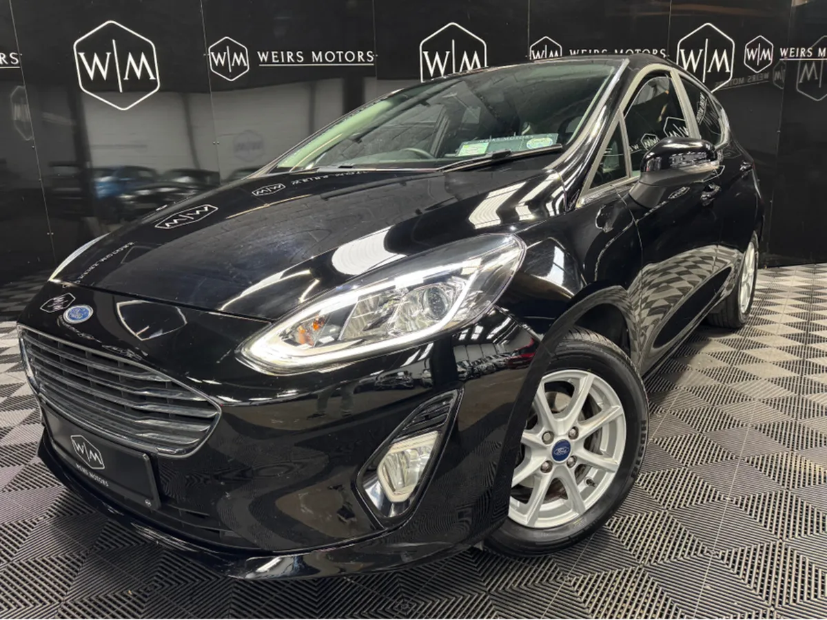 Ford Fiesta TITANIUM 1.1 85PS 5M 4DR - Image 1