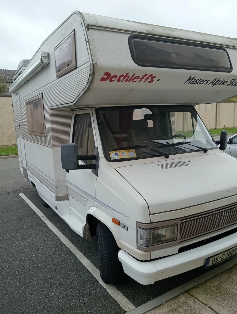 Camper van - Image 2