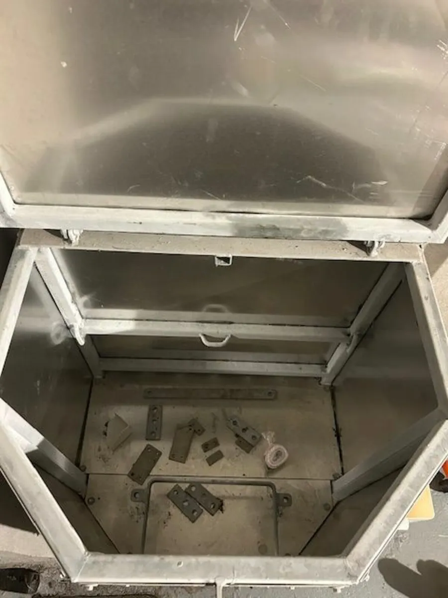 Trailer gas box - Image 4