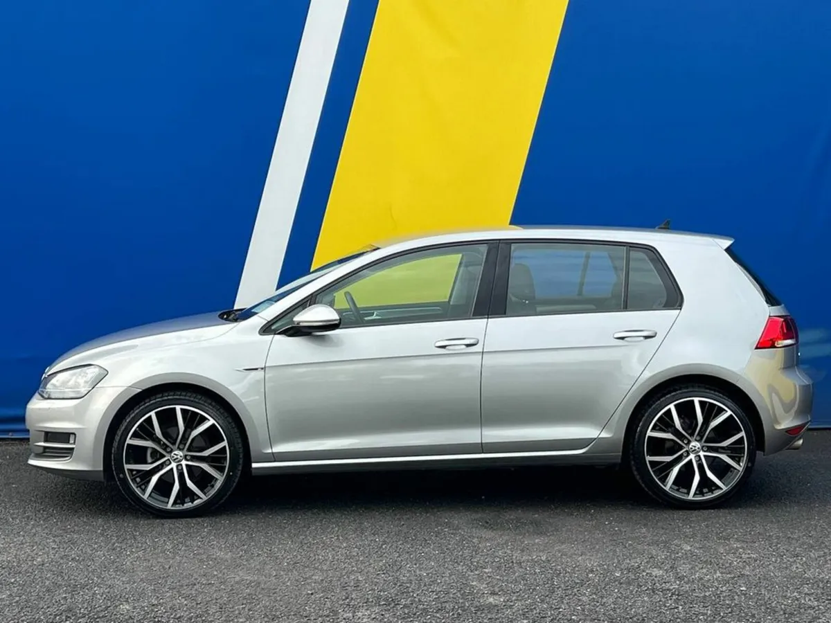 Volkswagen Golf R-LINE PACK 1.2 TSI // COMFORTLINE - Image 3