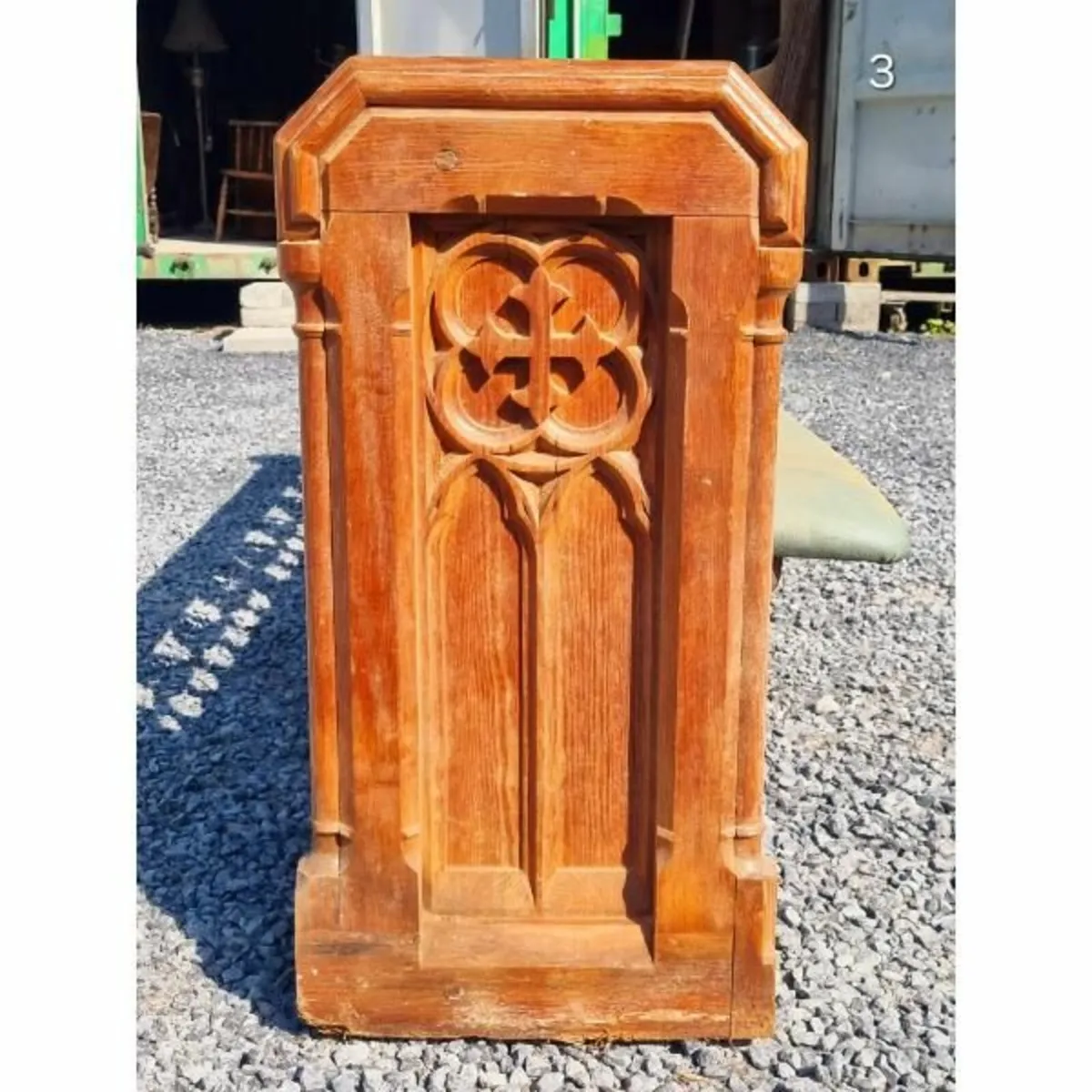 Pugin Pew KAS791 - Image 3