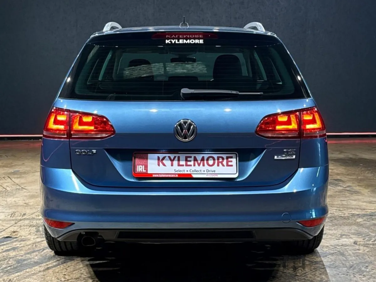 Volkswagen Golf 1.2 PETROL AUTO - Image 4