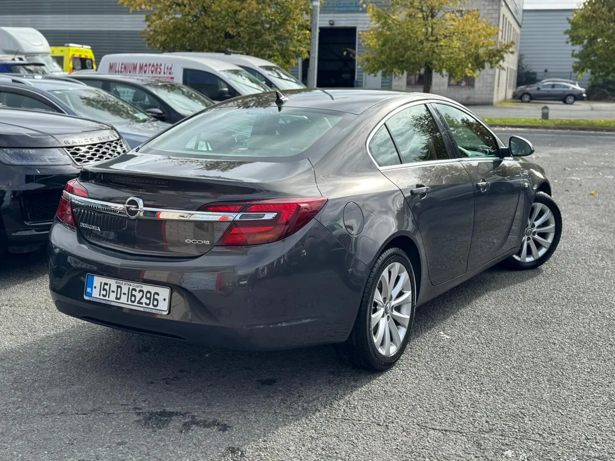 Opel Insignia 2015 LOW KMS TOP SPEC - Image 3