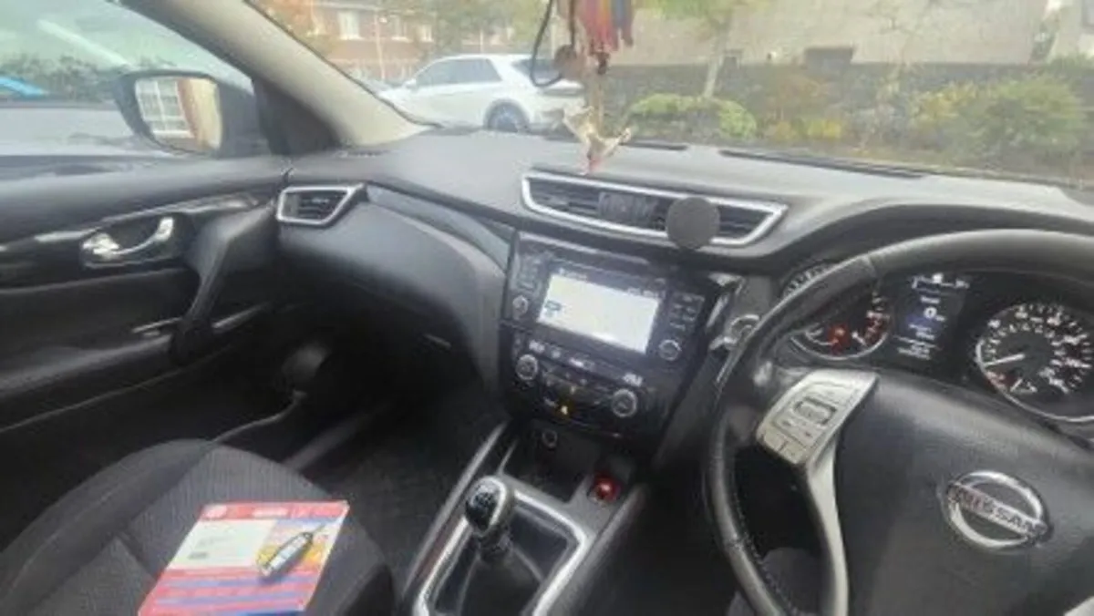 Nissan Qashqai Acenta Premium 2014 - Image 4