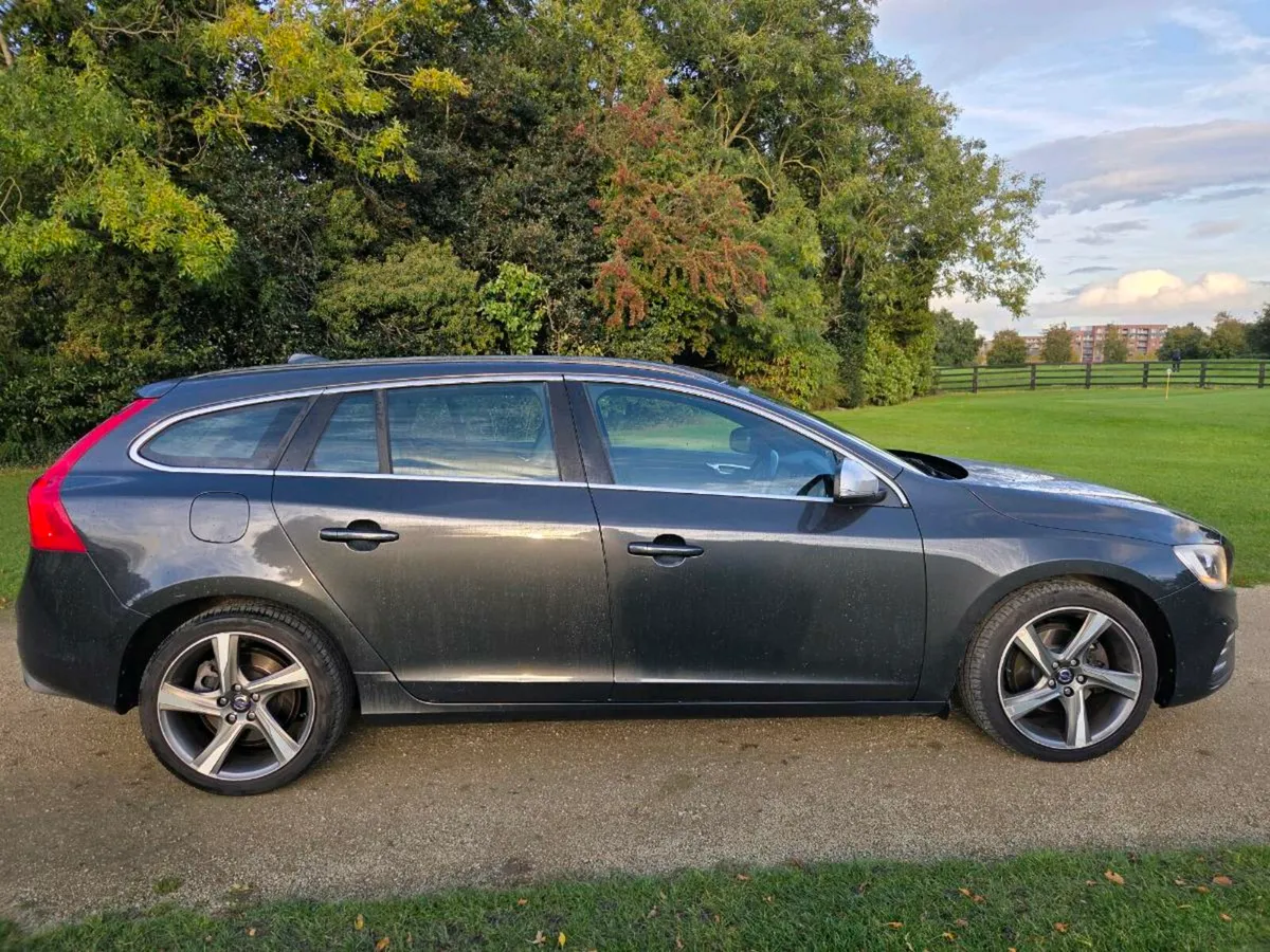 2014 VOLVO V60 R DESIGN NEW NCT - Image 3