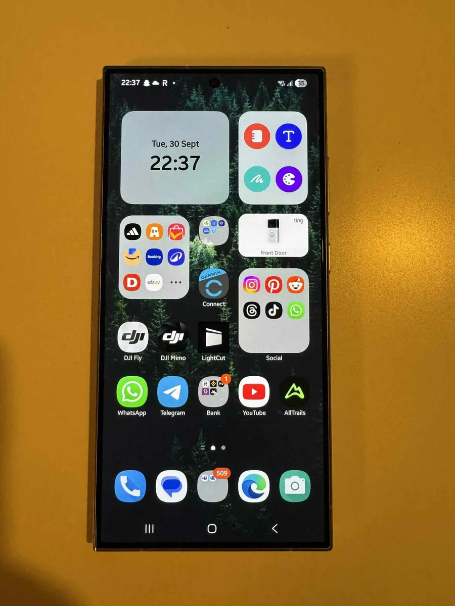 Samsung S24 Ultra 256GB Unlocked - Image 1