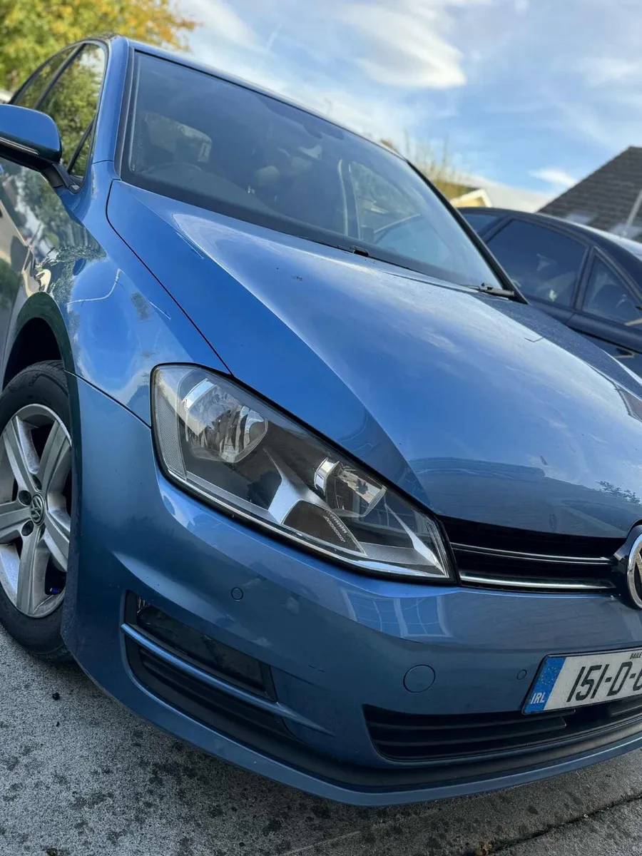 Volkswagen golf - Image 2