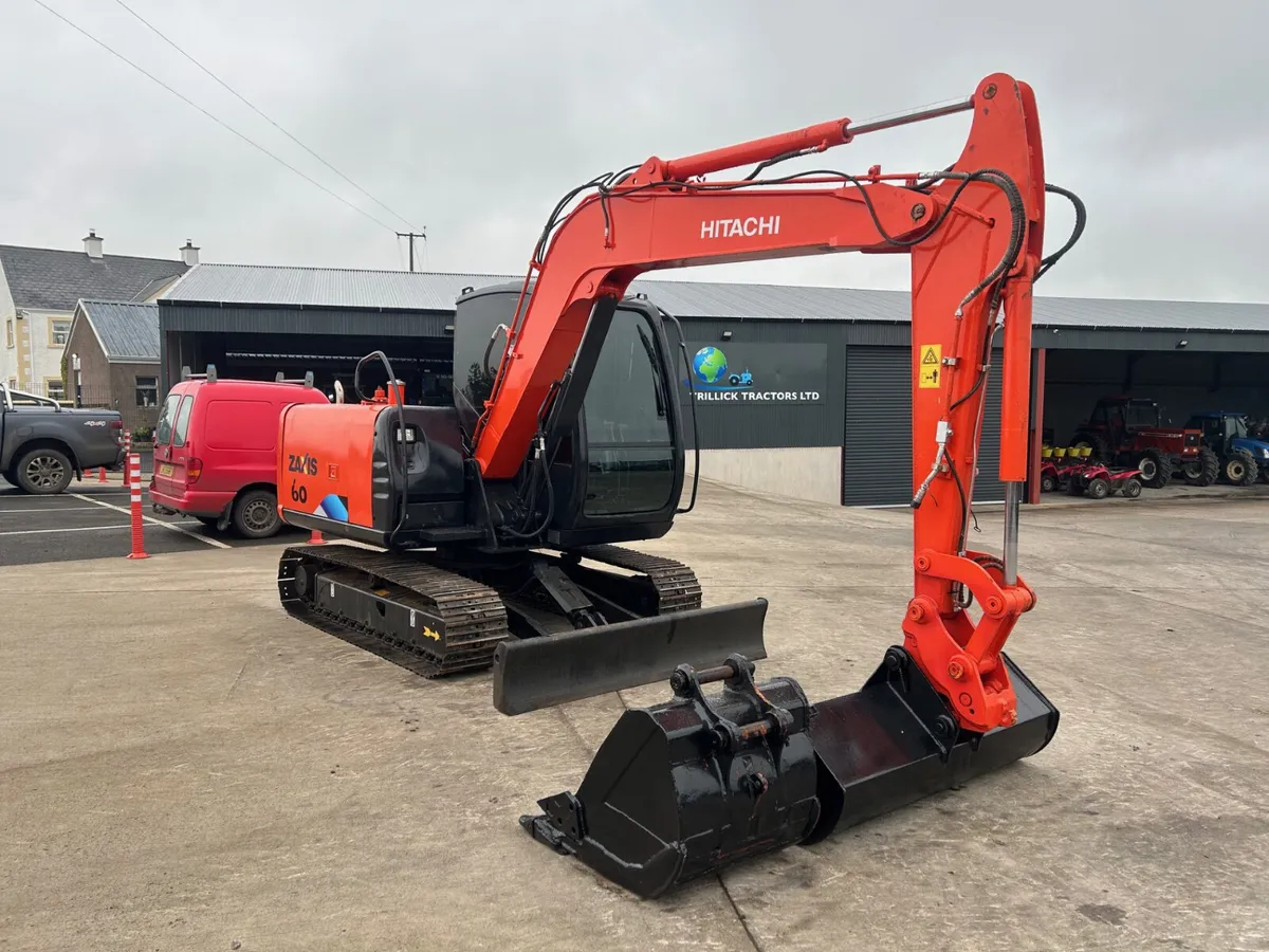 2015 Hitachi Zaxis 60 C/W Quick Hitch & x2 Buckets - Image 2