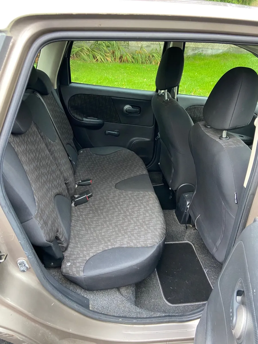Nissan Note 2006 - Image 2
