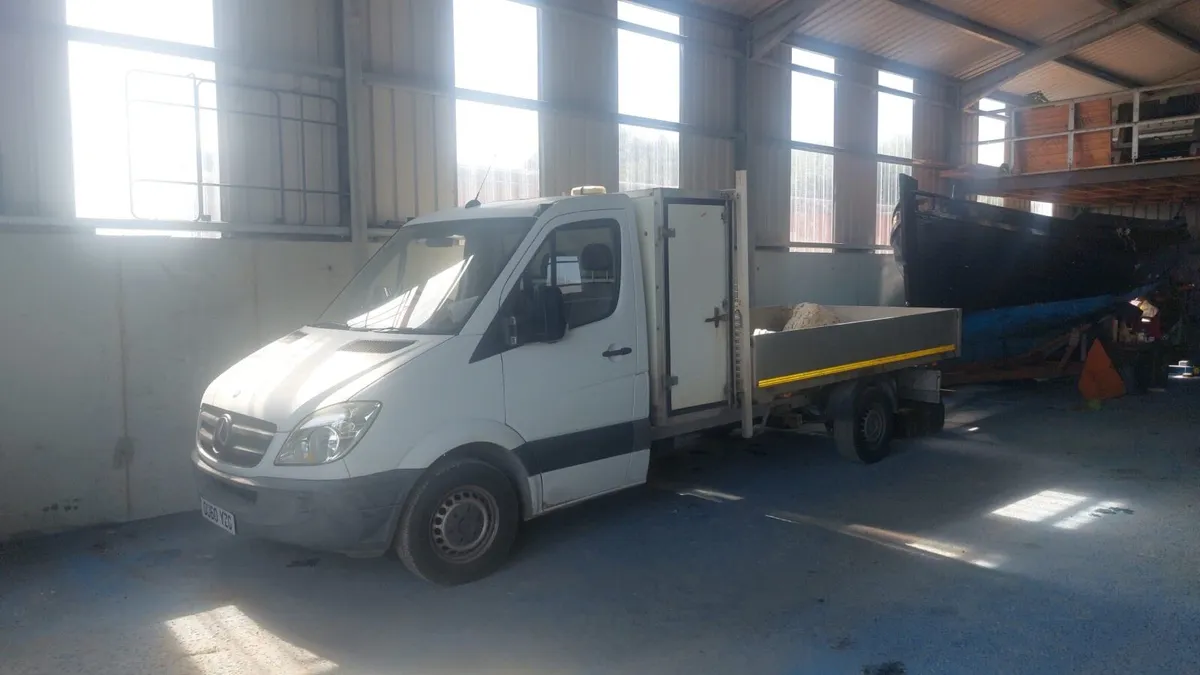 2010 Mercedes sprinter Pick Up - Image 1