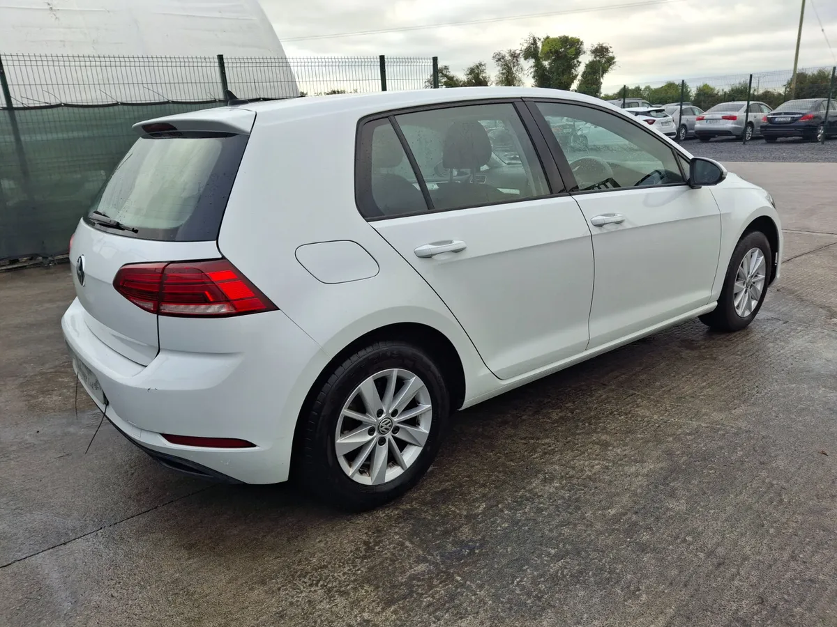 192 Volkswagen Golf  Trendline  1.6 Tdi - Image 4