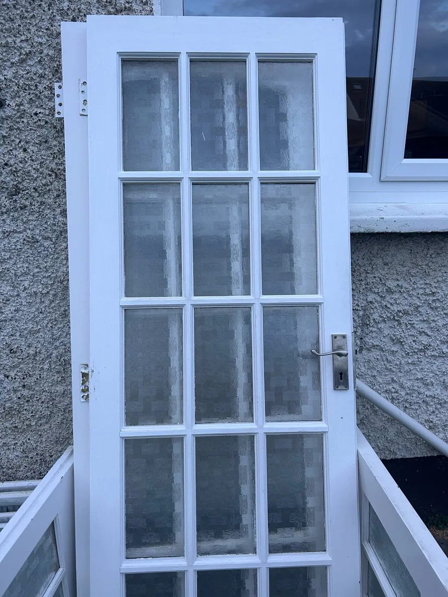 Free internal doors - Image 2