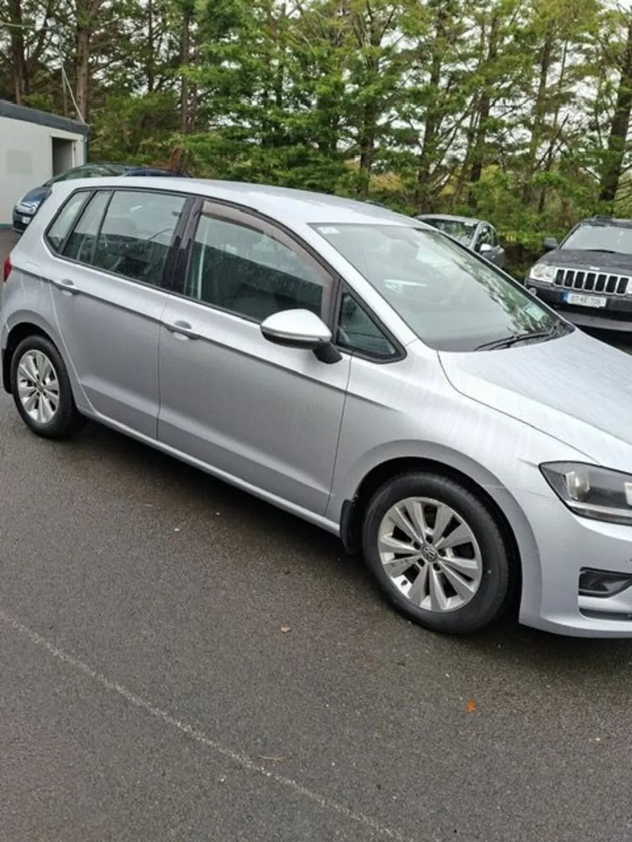 Volkswagen Golf SV 2017 - Image 2
