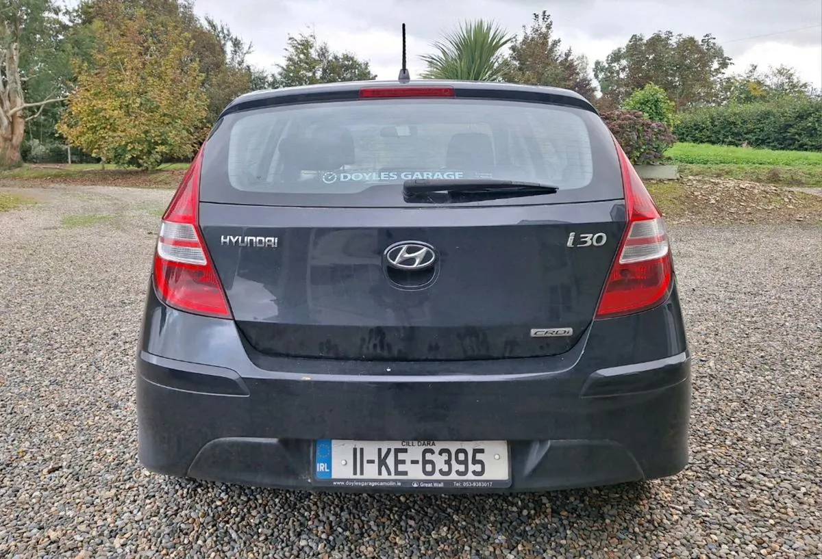 2011 i30 DIESEL - Image 4
